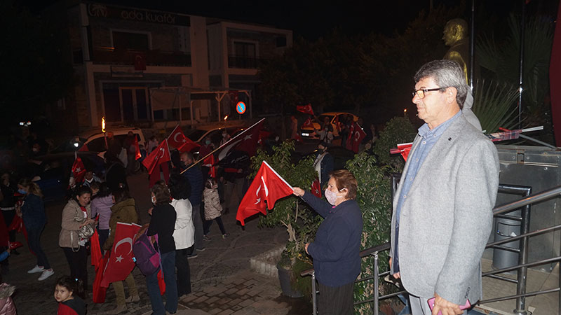 Republic Day enthusiasm in Gümüşlük